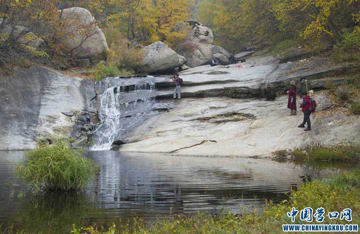 汲北海日新月异  誉载八方 营口熊岳馒头山   无烟无火,疑是神仙